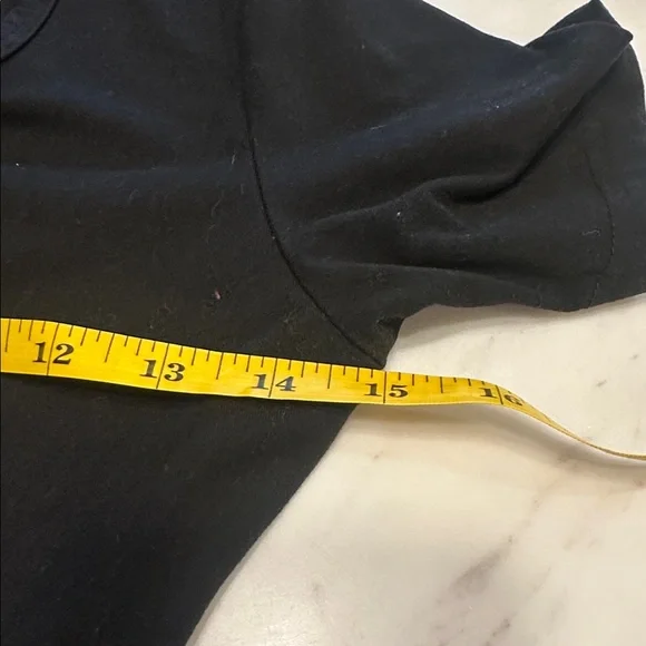 Classic Black Short-Sleeve Fit & Flare Dress with pockets size XS - Picture 6 of 7